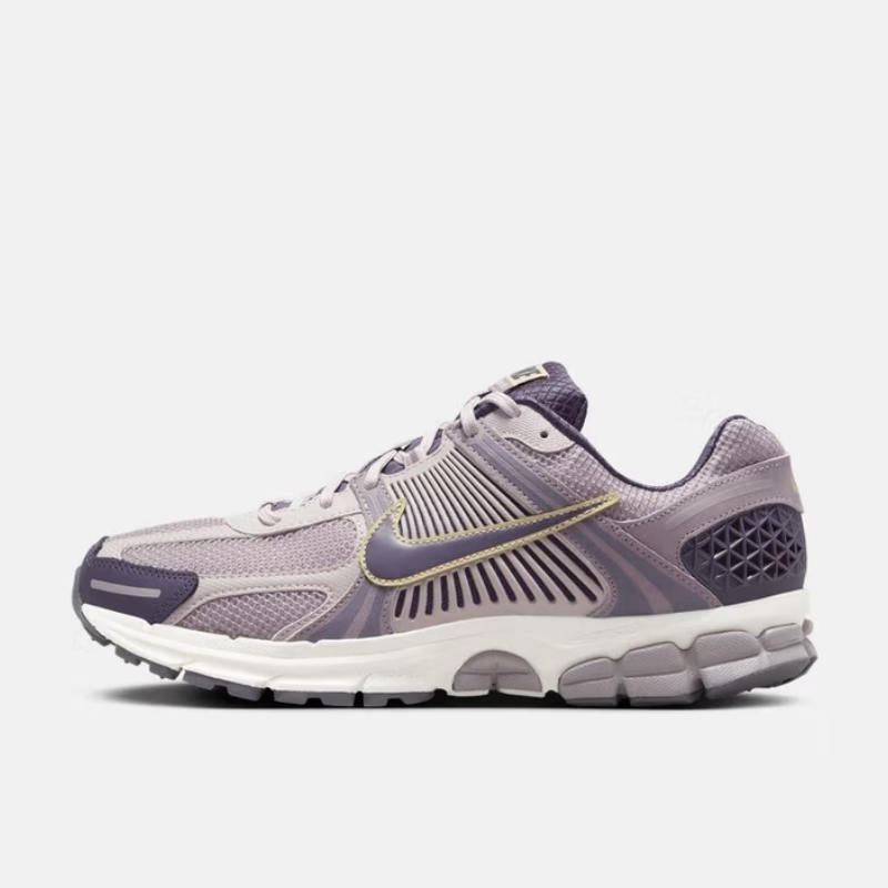 Nike's New Lightweight, Cushio - Women Shoes Zoom recensie en prijs
