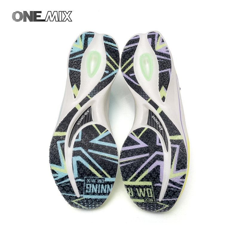 ONEMIX 2026 Summer Mesh Carbon - Women Shoes Zoom recensie en prijs