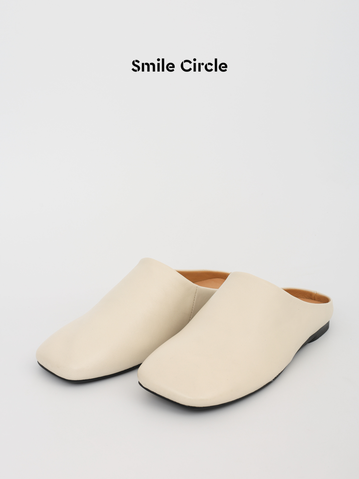 Smile Circle Genuine Sheepskin - Slip On Mule Flat recensie en prijs