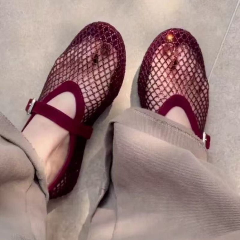 Hollow Rhinestone Baotou Sanda - Women Shoes Heels recensie en prijs