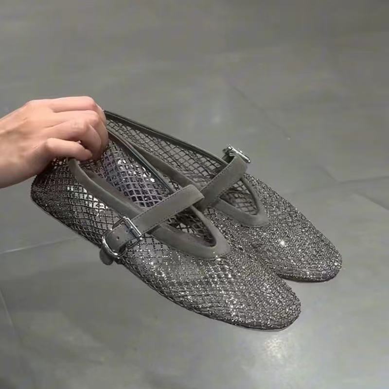 Hollow Rhinestone Baotou Sanda - Women Shoes Heels recensie en prijs